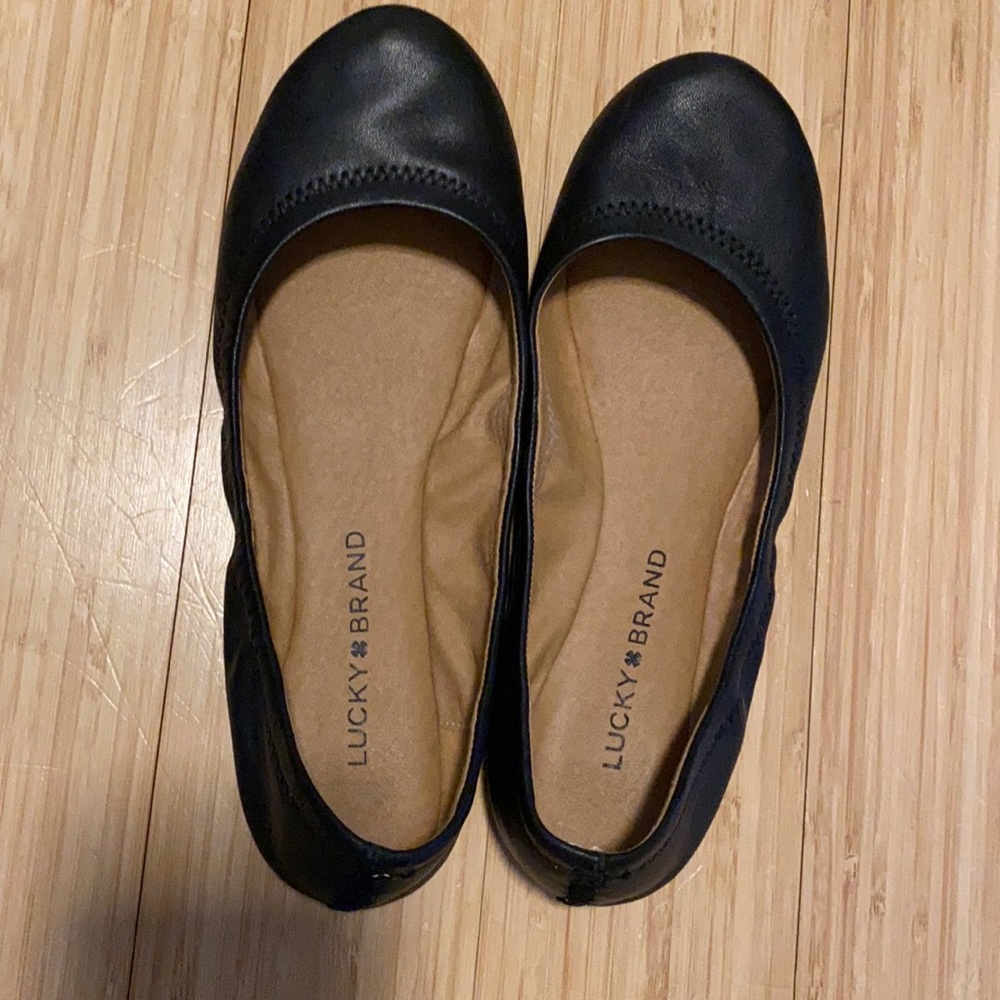 Lucky brand black flats